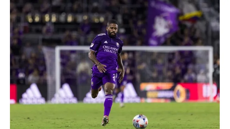 Ruan com a camisa do Orlando City (Foto: Divulgação/Orlando City)