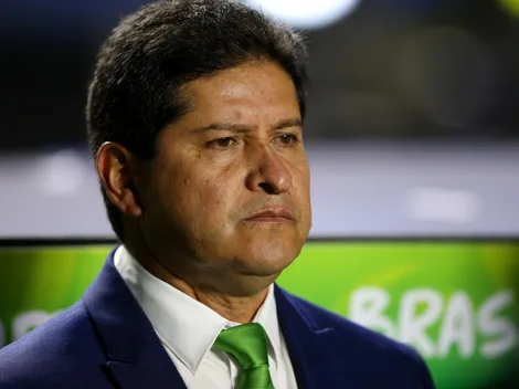 “Melhor maneira”; Villegas 'enlouquece' em lista de relacionados e expõe quantos atletas vão ao jogo diante do Corinthians