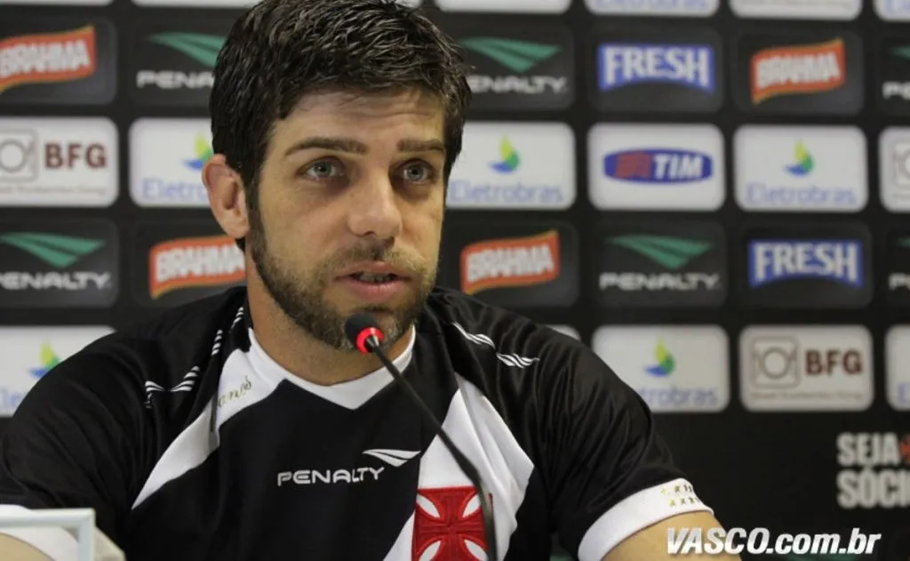 Juninho Pernambucano foi um grande bater de falta. Um dos maiores que tivemos. Foto: Marcelo Sadio/vasco.com.br –