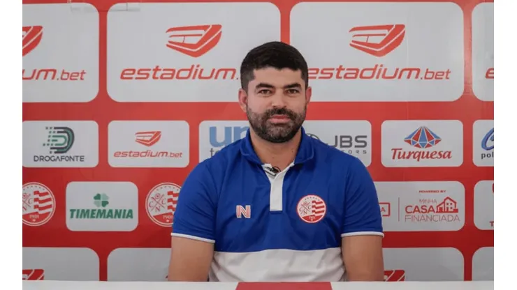 Caio Marques/CNC/ "As contratações serão duas"; Diretor executovo do futebol do Náutico Ari Barros fala sobre reforços para a equipe.