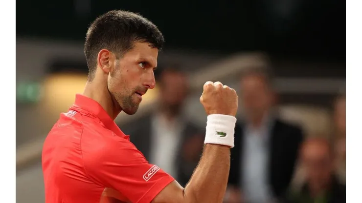 Adam Pretty/Getty Images/ Tênis | Djokovic não toma conhecimento de Nishioka, e estreia com vitória em Roland Garros.