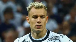 Róger Guedes ‘responde’ crítica de Vítor Pereira nas redes sociais