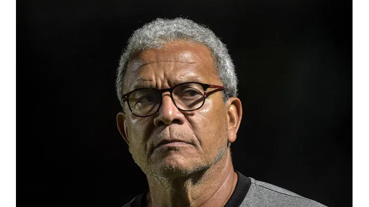 Thiago Ribeiro/AGIF/ Hélio dos Anjos terá que mudar Ponte Preta para duelo contra a Chapecoense por conta de desfalques e retornos.