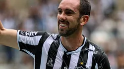 Diego Godín chegou ao Atlético-MG no início do ano (Foto: Fernando Moreno/AGIF)