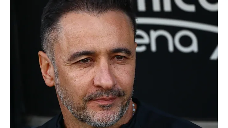 - Vítor Pereira, técnico do Corinthians