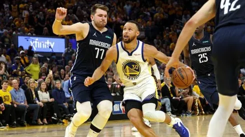 Curry acabou como cestinha do Golden State na partida