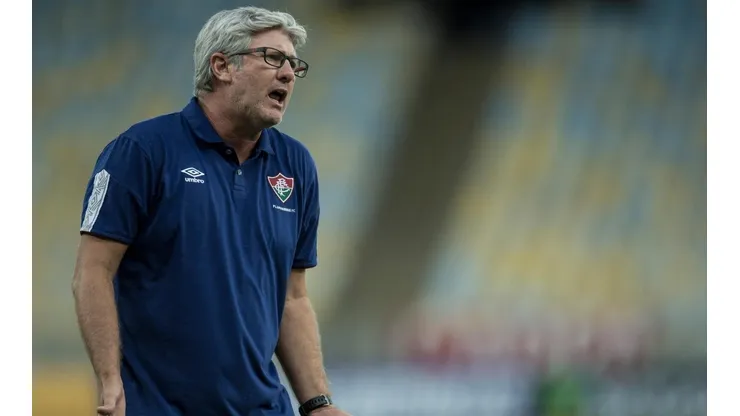 Jorge Rodrigues/AGIF - Odair no comando do Fluminense.
