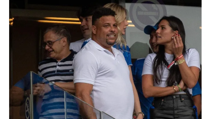 Foto: (Alessandra Torres/AGIF) - Ronaldo Fenômeno agradeceu o apoio incondicional da torcida do Cruzeiro