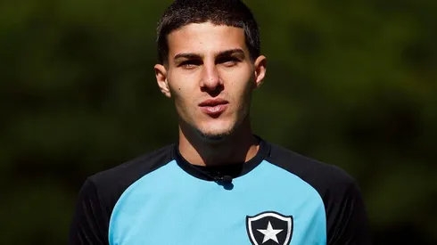 Foto: Vitor Silva/Botafogo/Divulgação - Del Piage: vem evoluindo sob o comando do português Luís Castro