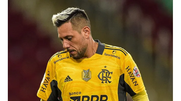 Diego Alves expõe futuro no Flamengo após polêmica com Paulo Sousa