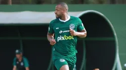 Foto: (Site Oficial Goiás/Rosiron Rodrigues/Goiás E.C.) - Sidnei deve ser a grande novidade do Goiás para a próxima rodada do Brasileiro