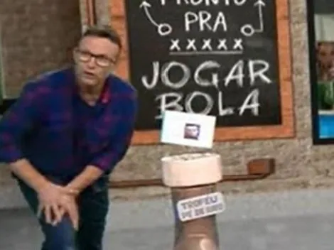 Neto ironiza marca alcançada por Luan no Timão e usa bolo para ‘parabenizar’ meia