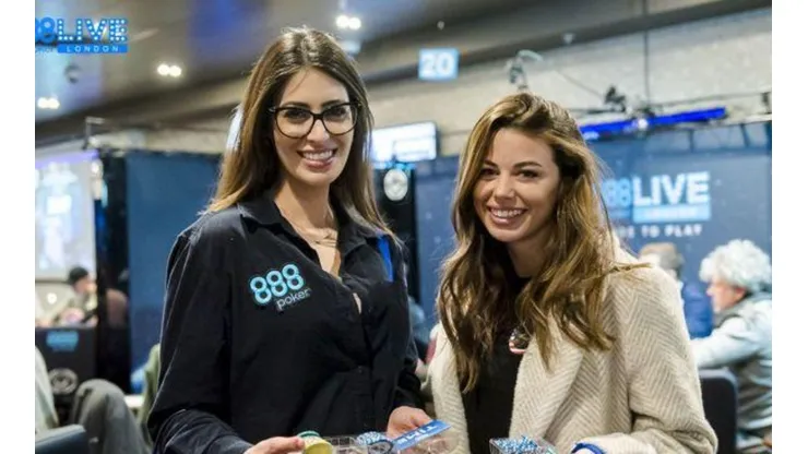 Vivian Saliba e Sam Abernathy representam o site que patrocina o torneio (Foto: 888poker)