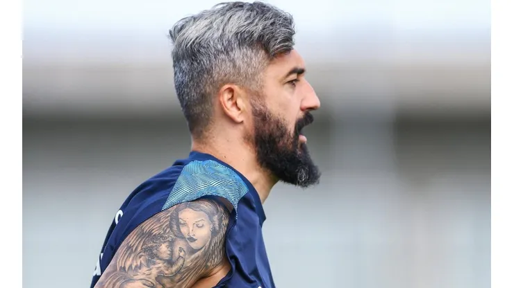 Foto: Lucas Uebel/Grêmio/Divulgação - Douglas: ex-jogador se manifestou após empate do Grêmio com Criciúma