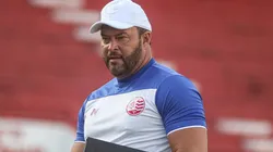 Foto: (Flickr Oficial Náutico/Tiago Caldas/CNC) - Roberto Fernandes acredita que o Náutico pode render mais sob seu comando, como já fez em jogos passados