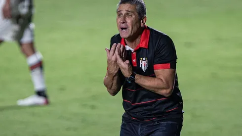 Heber Gomes/AGIF - Jorginho terá baixa no Dragão.