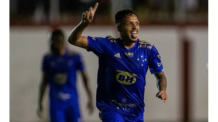 Foto: Staff Images - Daniel Jr está com renovação estagnada no Cruzeiro e foi orientado a treinar com o time sub-20