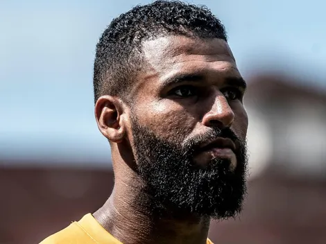 "Difícil e grave"; Bustos expõe motivo da ausência de Maranhão no Santos