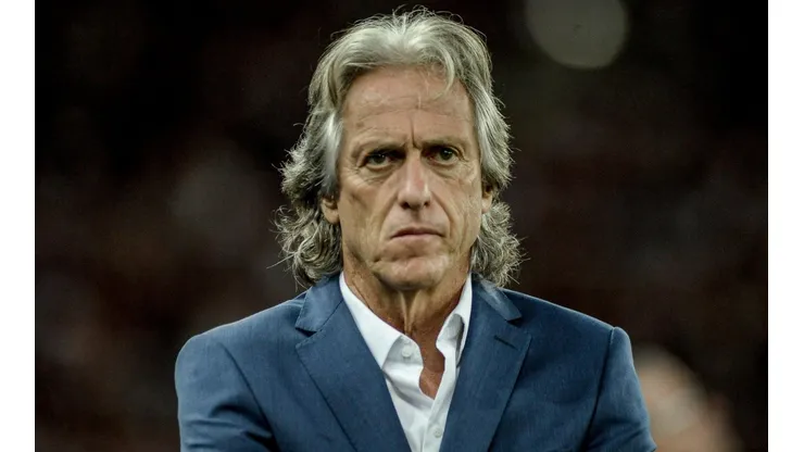 Foto: Allan Carvalho/AGIF - Jorge Jesus tem novo substituto no comando do Benfica