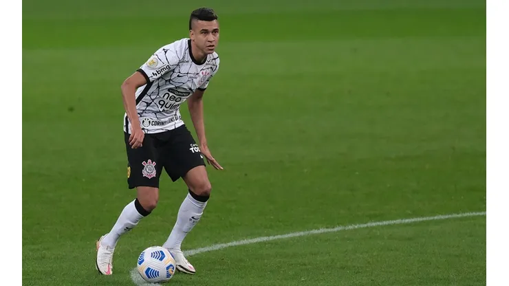 Marcello Zambrana/AGIF - Briga de Cantillo é criticada no Corinthians