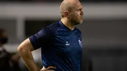 Foto: (Celio Junior/AGIF) - Mozart tem problemas para montar a formação inicial do CSA para encarar o Náutico