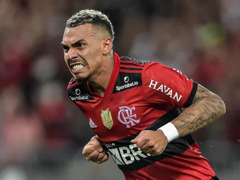 De olho em reserva para Matheuzinho, CRF vê lateral sondado pelo Clube livre no mercado