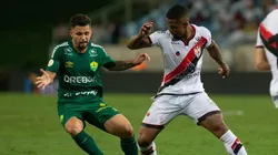 Gil Gomes/AGIF/ Hayner, Gabriel Noga e + 8: Anderson Gomes deverá fazer mudanças na equipe do Atlético-GO para o duelo desta noite.