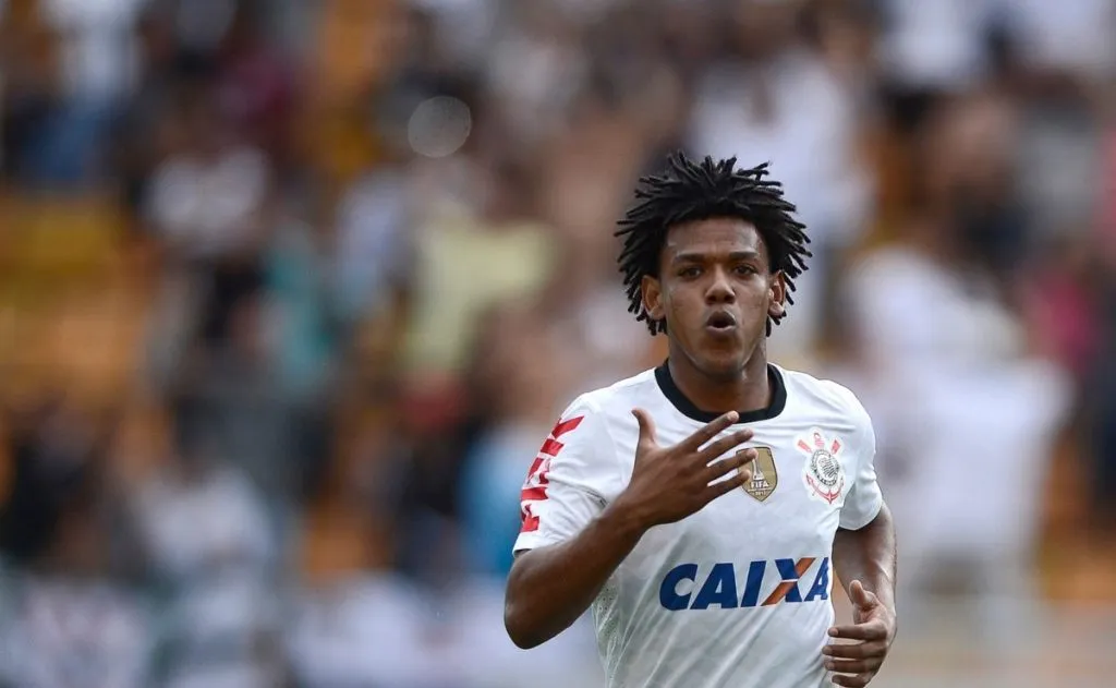 Romarinho tem história bonita pelo Corinthians - Foto: Mauro Horita/AGIF.