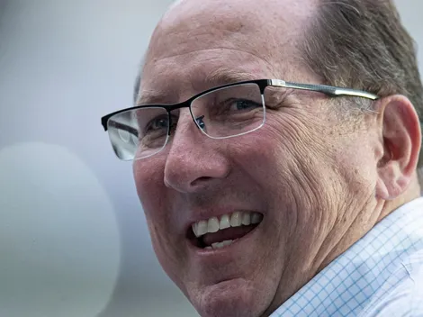 John Textor se rende à torcida do Botafogo após vitória e festa no Engenhão