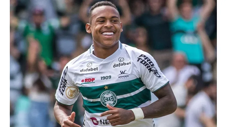 Foto: Robson Mafra/AGIF - Igor Paixão: jovem atacante do Coxa vem se recuperando de lesão na coxa