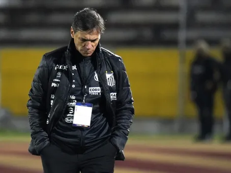 Meia preterido por Busto no Santos está insatisfeito com situação