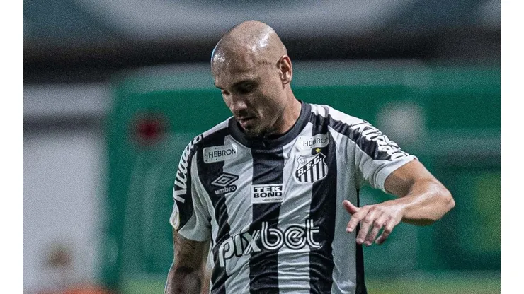 Foto: (Heber Gomes/AGIF) - Maicon não gostou da postura do Santos neste domingo (15)