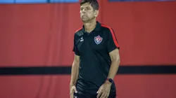 Foto: (Flickr Oficial Vitória/Pietro Carpi) - Fabiano Soares ganhou um novo reforço no Vitória