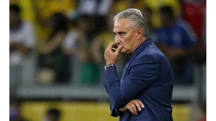"Merece essa possibilidade"; Alonso 'dá pitaco' e manda recado para Tite convocar atacante para Seleção