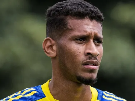 Adriano quebra silêncio e fala pela 1ª vez sobre futuro no Cruzeiro