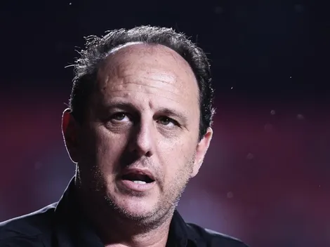 Rogério Ceni fica encantado com medalhão do São Paulo