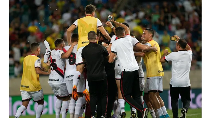 Foto: Gil Gomes/AGIF - Atlético-GO avançou para as oitavas após passar pelo Cuiabá