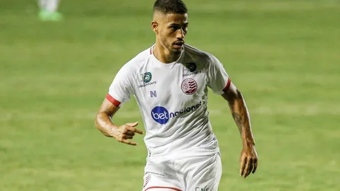 Foto: (Paulo Paiva/AGIF) - Hereda é um dos desfalques certos do Náutico para a próxima rodada da Série B