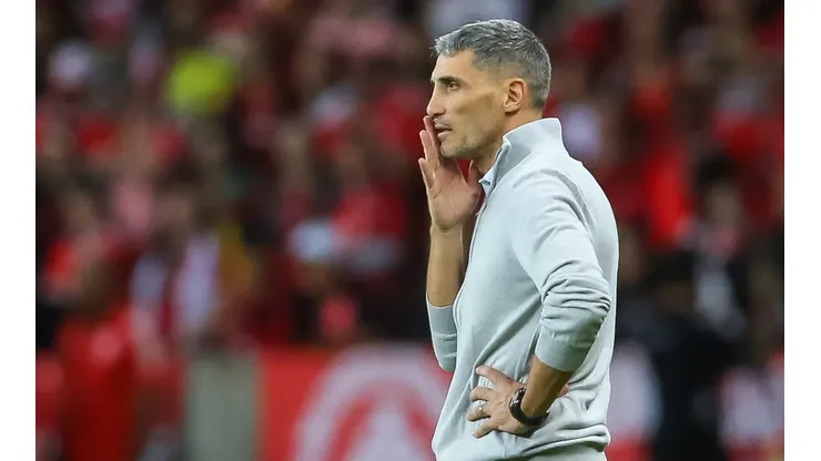 Pedro H. Tesch/AGIF - Vojvoda vira assunto para substituir Paulo Sousa