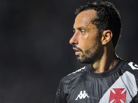 Torcida do Vasco lamenta lesão de xodó e pega no pé de Nenê na Web