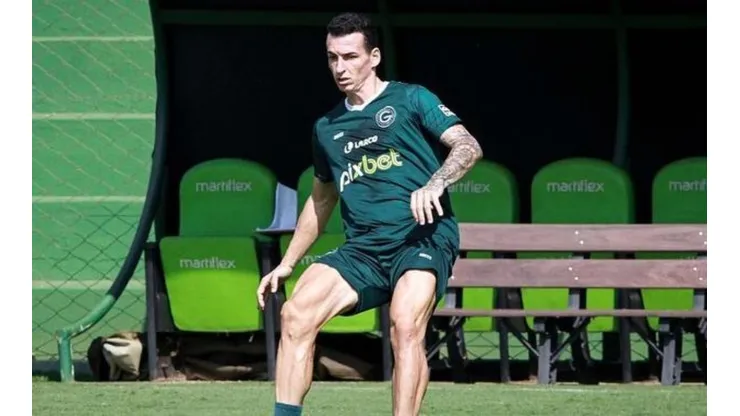 Foto: (Rosiron Rodrigues/Goiás EC) - Sidimar espera mostrar seu valor com a camisa do Goiás