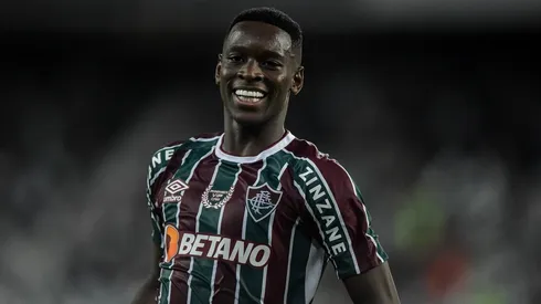 Luiz Henrique está negociado pelo Fluminense (Foto: Thiago Ribeiro/AGIF)