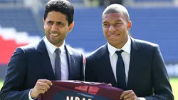 Foto: Jean Catuffe/Getty Images/França - Nasser Al-Khelaifi e Mbappé: presidente se manifestou sobre o futuro do craque do PSG