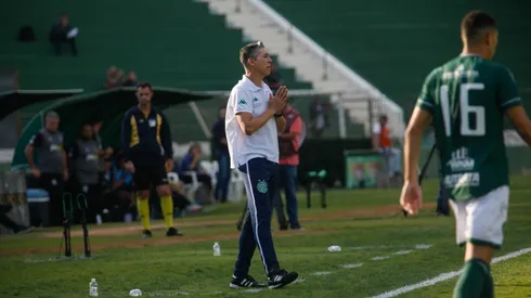 Ben-Hur Moreira terá dores de cabeça para escalar o Guarani, cheio de desfalques