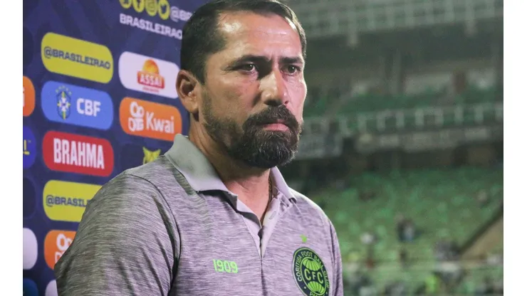 Foto: Fernando Moreno/AGIF - Morínigo: técnico fará mudanças no Coritiba contra o Santos