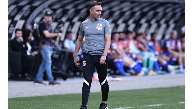 Ettore Chiereguini/AGIF - Vítor Pereira é elogiado no Corinthians