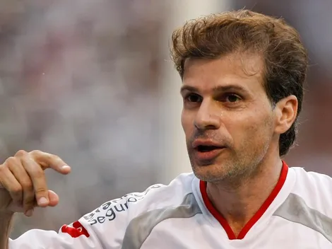 Túlio Maravilha faz provocação 'quente' em titular do Flamengo