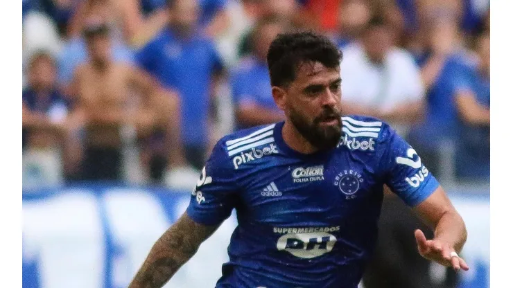 Com Canesin de titular Pezzolano tem retorno de reforços importante para Copa do Brasil