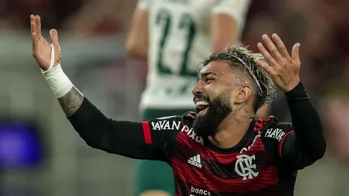 Foto: AGIF/AGIF | CBF divulga áudio do VAR em gol anulado de Gabriel Barbosa