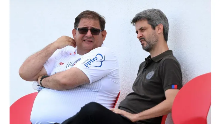 Guto e Freeland definem prioridades e Bahia empresta defensor para equipe da Série C do Campeonato Brasileiro